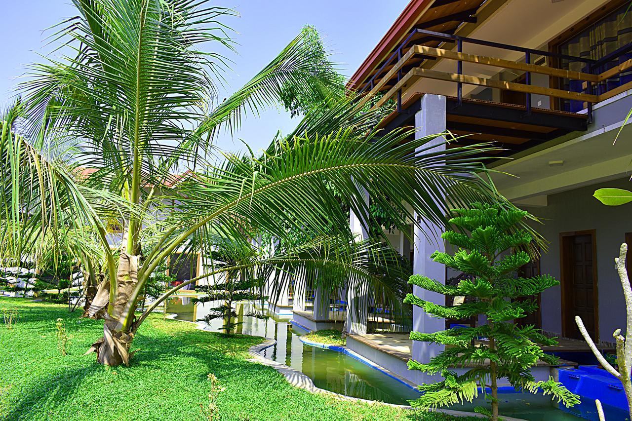 Hotel Green Garden Trincomalee Exterior foto